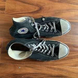 Black converse all stars